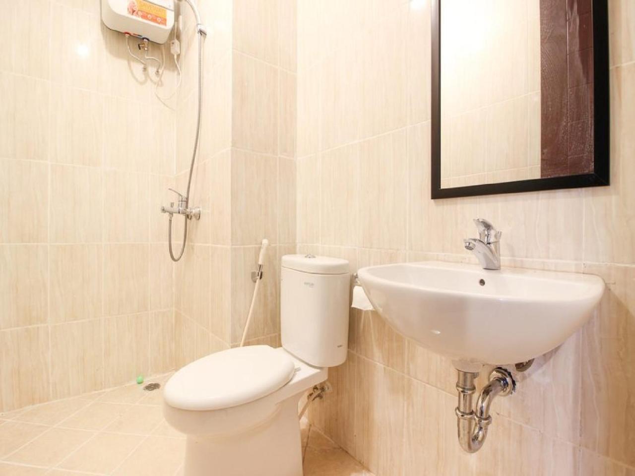Reddoorz Apartment @ Malioboro City Adisucipto Maguwo Extérieur photo